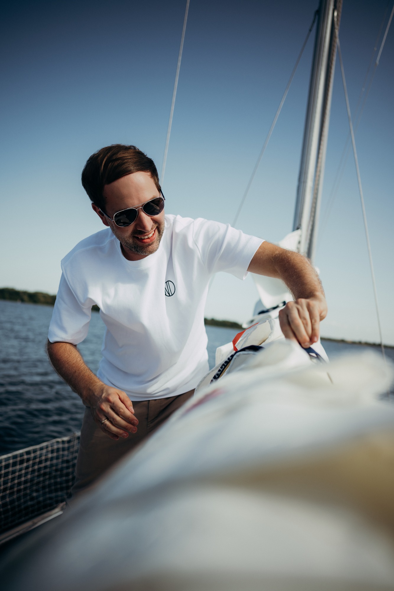 Rechtsanwalt Nils Wigger beim Segeln